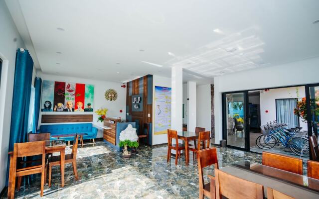 Lip Lip Villa