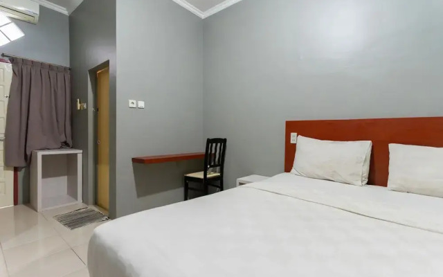 RedDoorz @ Jalan Sei Batang Hari Medan