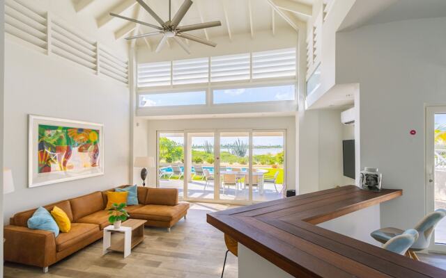 Ocean View! Fully Renovated Villa, Private Pool!