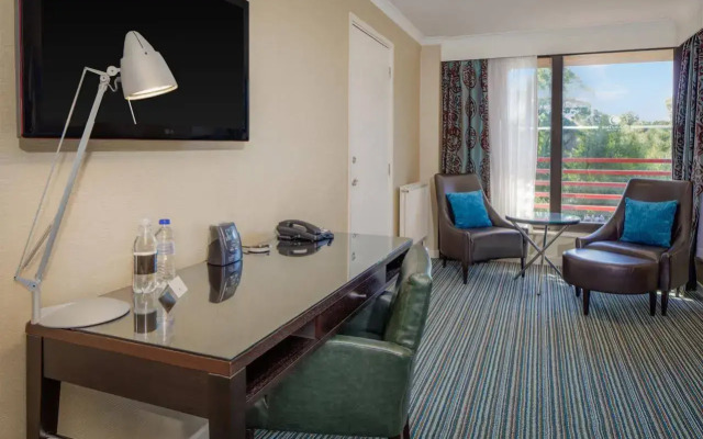 Cambridge Hotel
