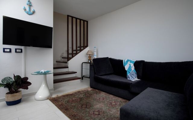 Harenae Beach Gateaway