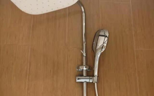 Ji Hotel Kaifeng Broadcasting Tower