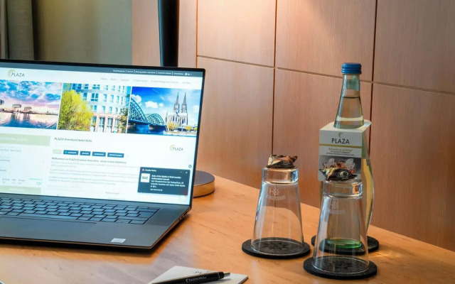 Plaza Premium Koln