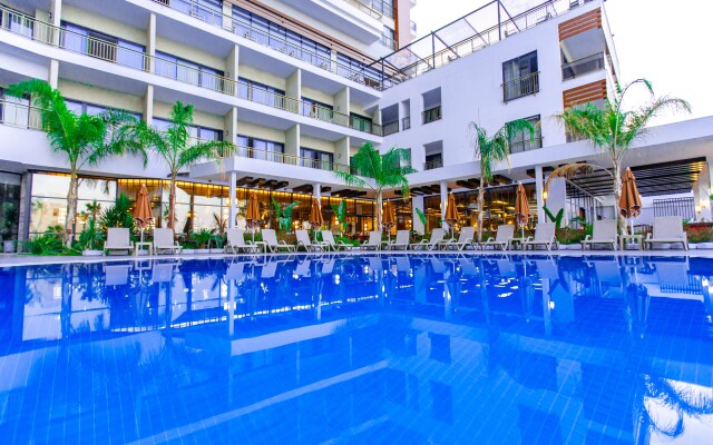 Alexia Resort & Spa