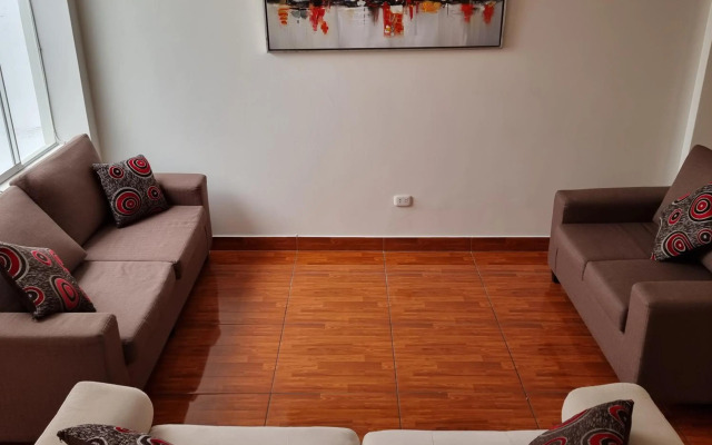 Apart Hotel Cabral a 5 minutos del Jockey Plaza