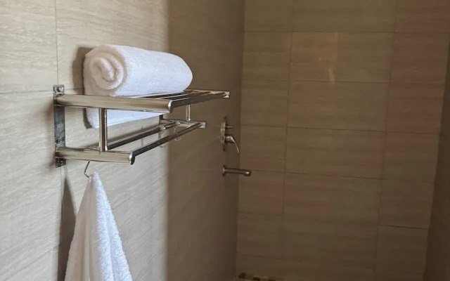 Eleganciana Lodges Ltd