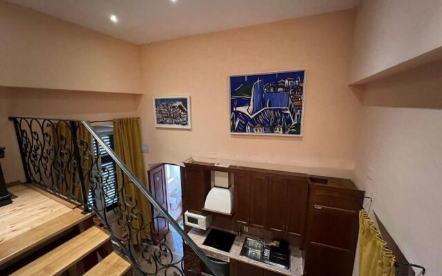 Amoret Apartments