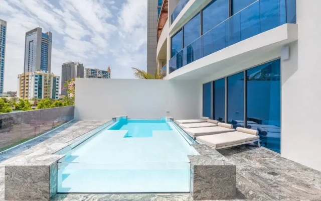 Luxe Dubai Marina 3Flr 4BR w Pool Sauna