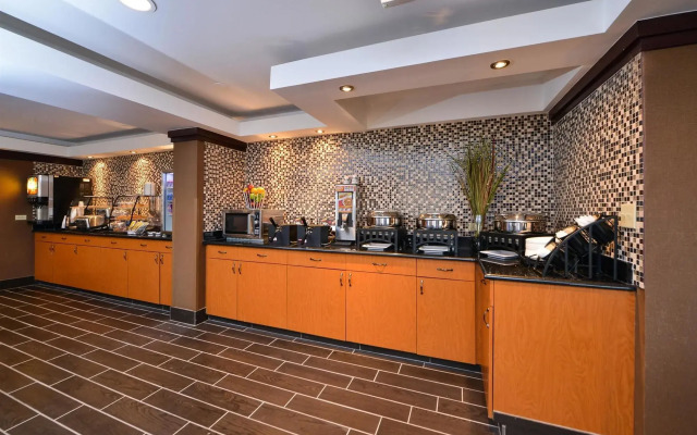 Best Western Glenview -Chicagoland Inn And Suites