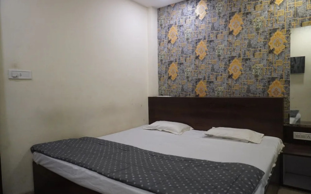 Shreenath Hotel
