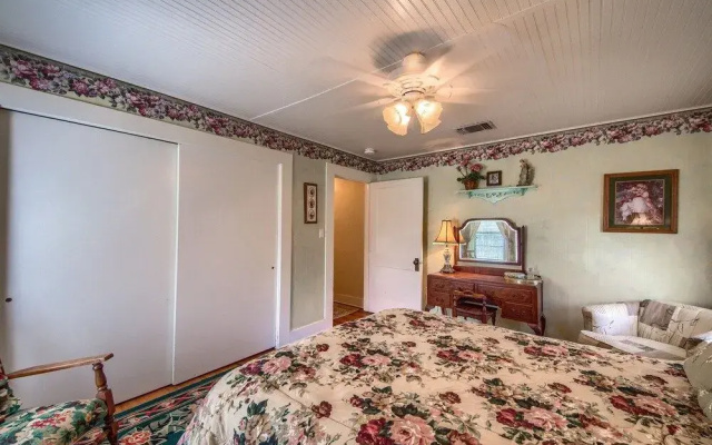 Das Bierschwale Gastehaus 2 Bedroom Home by RedAwning