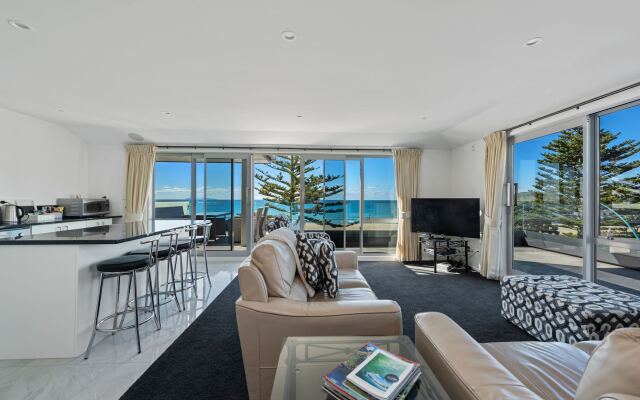 The Pavilions Beachfront Apartments