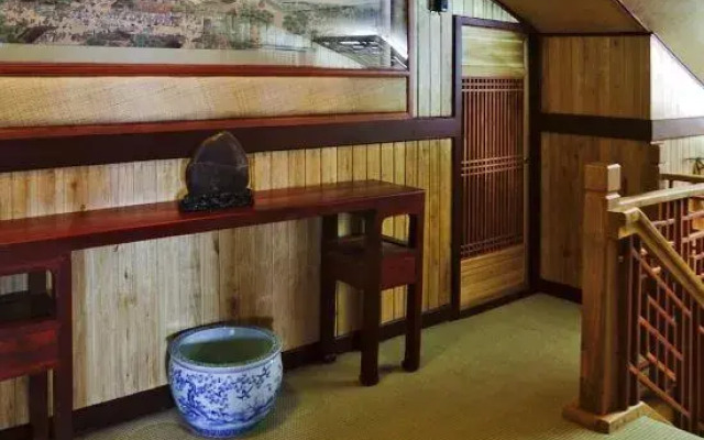 Longsheng Lian Lodge Hotel