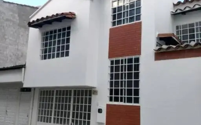 Hermosa Casa en excelente vecindario en San Gil