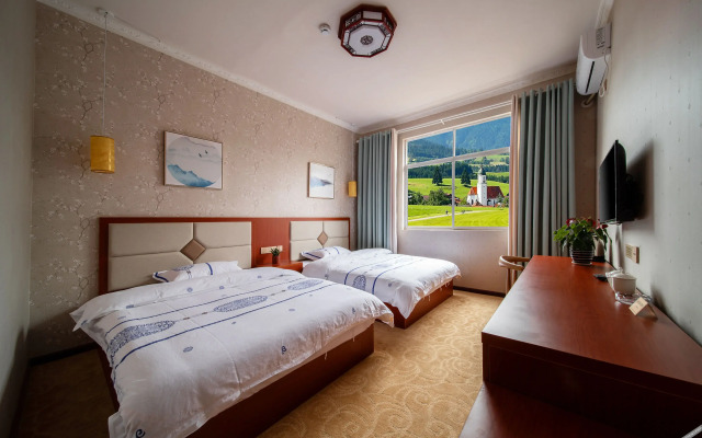 Puhua Hotel