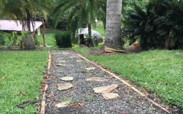 Hostal Mahavan Eco Yoga Aldea
