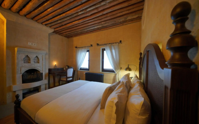Maya Cave Hotel