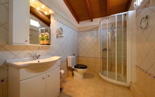 Grand Villa Roubana