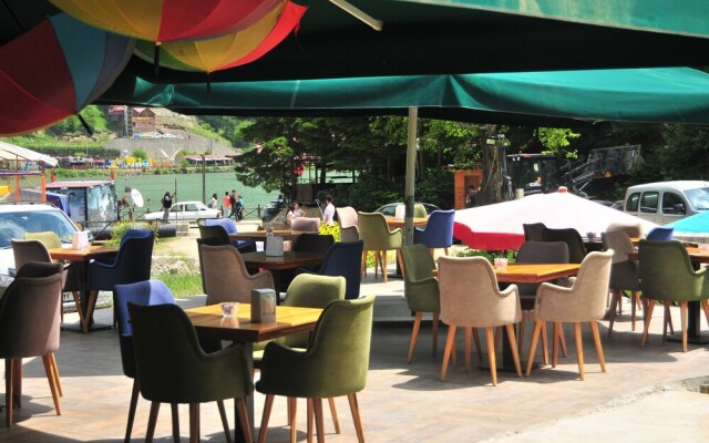Dilek Suit & Cafe