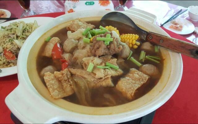 Shuanghui Garden B&B