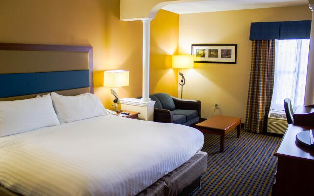 Holiday Inn Express Hotel & Suites SANFORD, an IHG Hotel