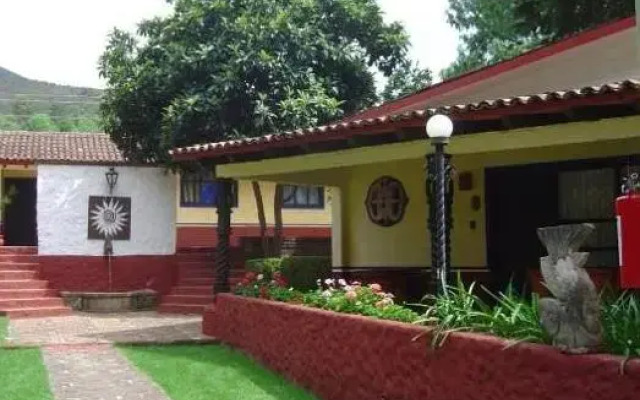 Lago Sol Hotel & Suites