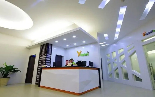 Yhotel