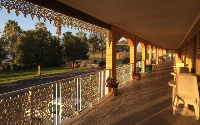 Lakeview Motel