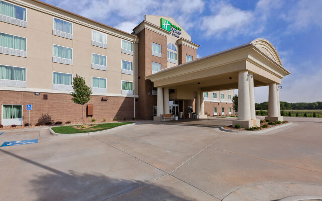 Holiday Inn Express Salinas by IHG