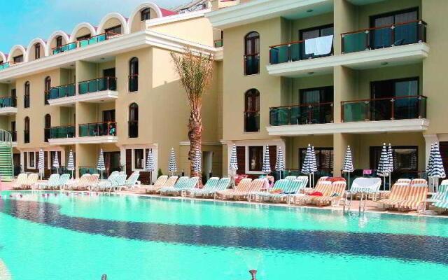Candan Club Hotel