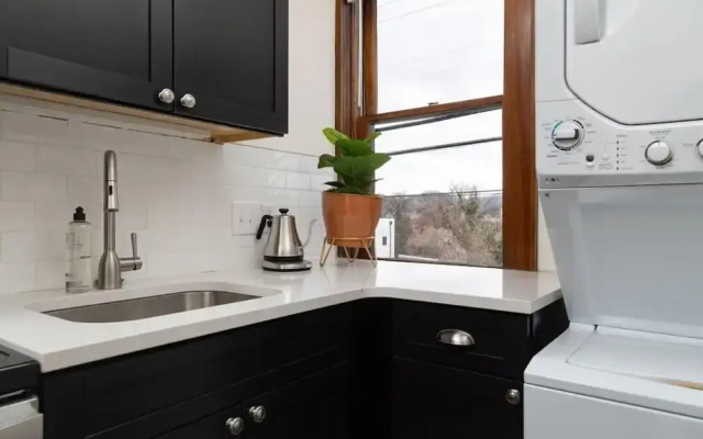 Luxury Multi-unit Historic Building Near Downtown