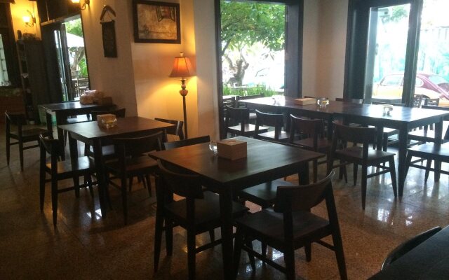 Chu Hotel