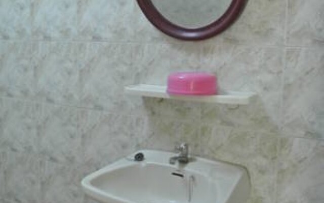 Chaopraya Garden Hotel