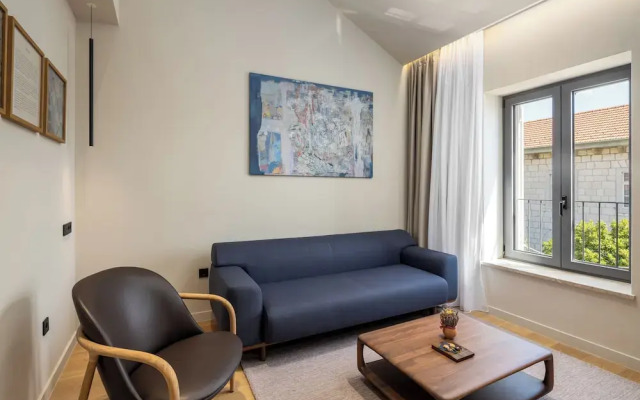 Emotheo Heritage Hotel