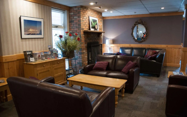 Coast High Country Inn