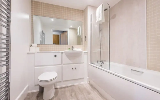 Host Apartments Standish Street Place