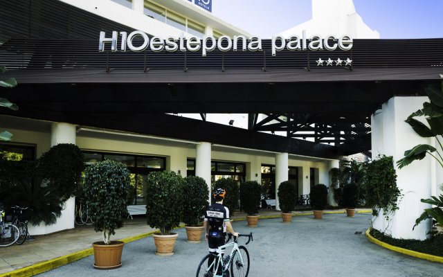 Отель H10 Estepona Palace
