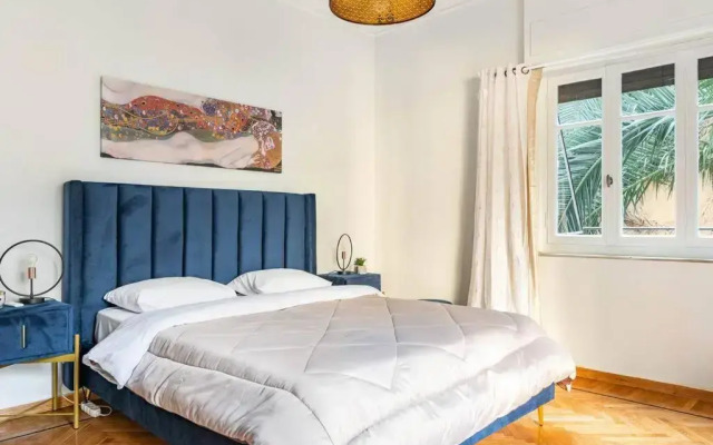 New Huge 5bdr/2bath Apt(+Netflix)/1min Toacropolis