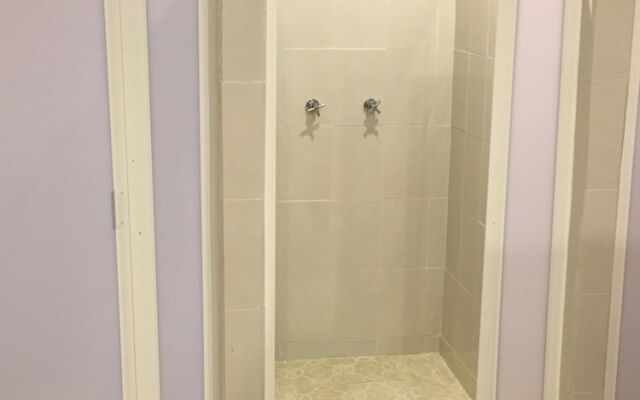 Grandes Grupos Bunker Rooms