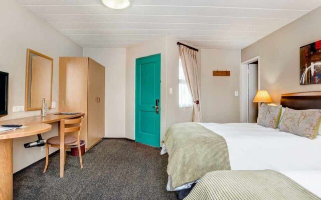 Protea Hotel by Marriott® Midrand Samrand