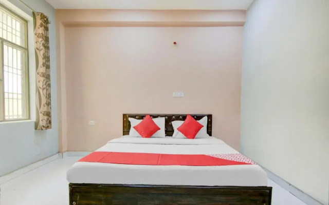Oyo 80512J Eco Park Hotel