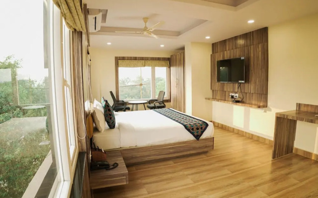 Hotel Grand Residency