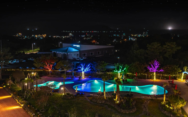 Hallim Resort