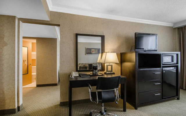 Travelodge By Wyndham Prince Albert