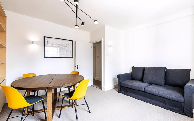 Stylish East London Flat Near Spitalfields Market