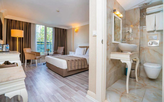 Kunlun Kensington Hotel