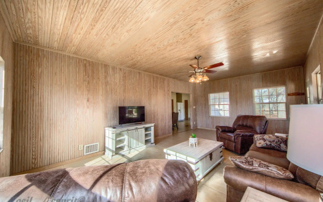 Pecan Farm Haus in Fredericksburg