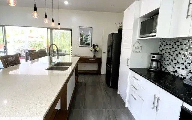 Ake Ake House