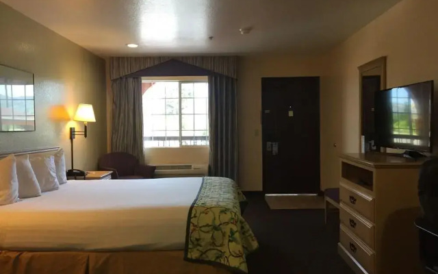 Surestay Hotel By Best Western Ukiah