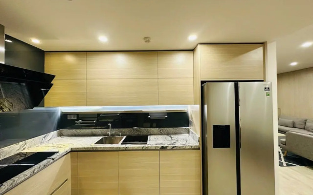 Gold Coast Apartment